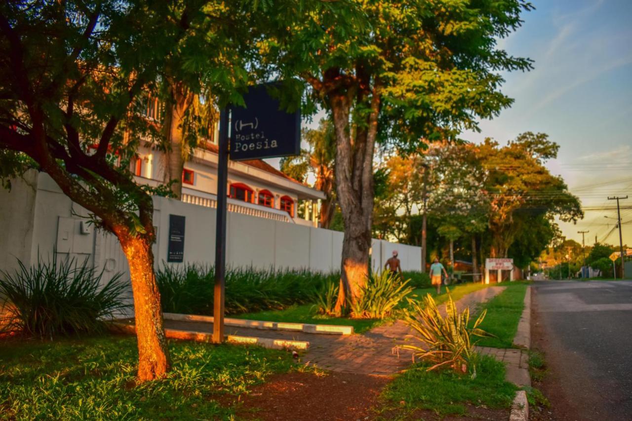 Hostel Poesia ฟอสดูอีกวาซู ภายนอก รูปภาพ